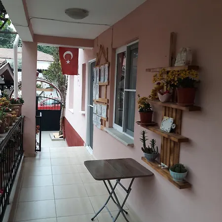 Guenisigi Apartman